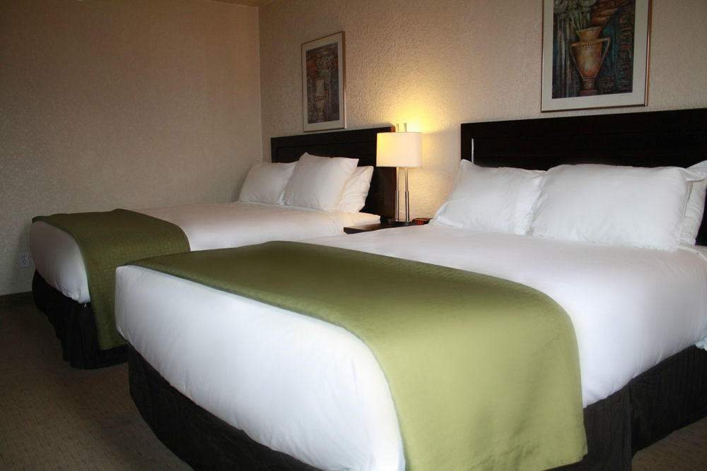 Homestay Express Airdrie Εξωτερικό φωτογραφία
