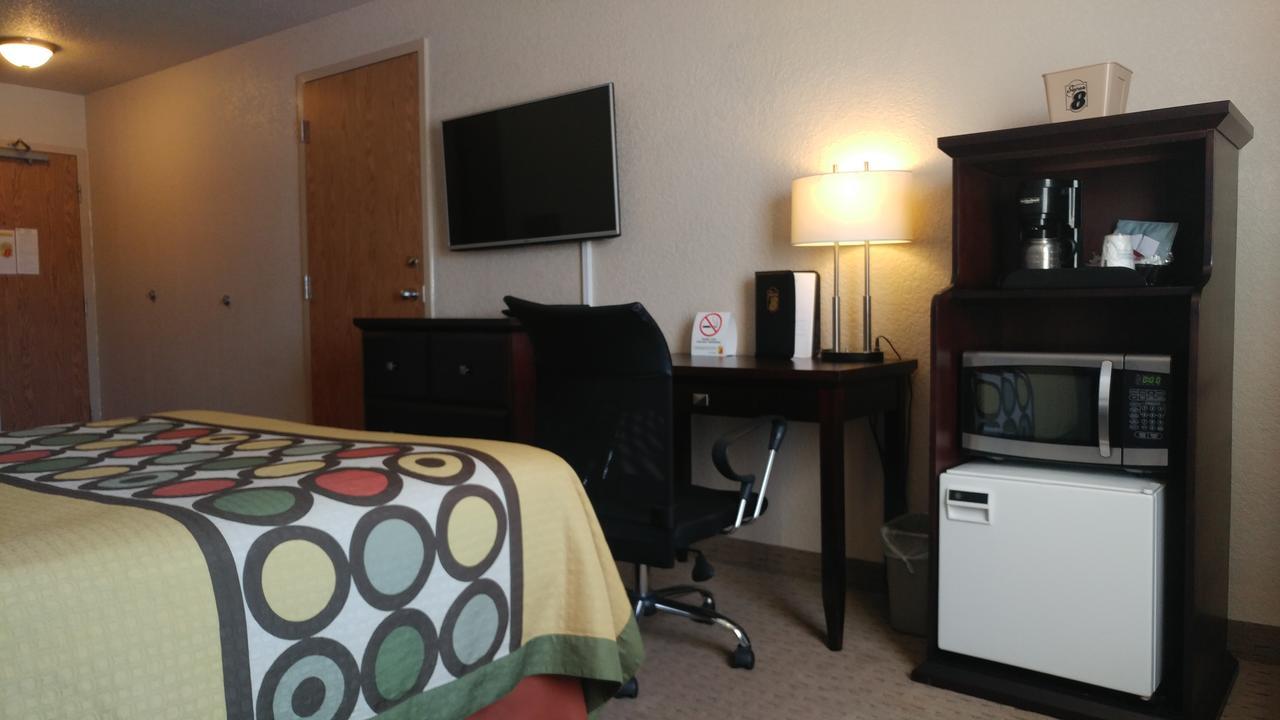 Homestay Express Airdrie Εξωτερικό φωτογραφία
