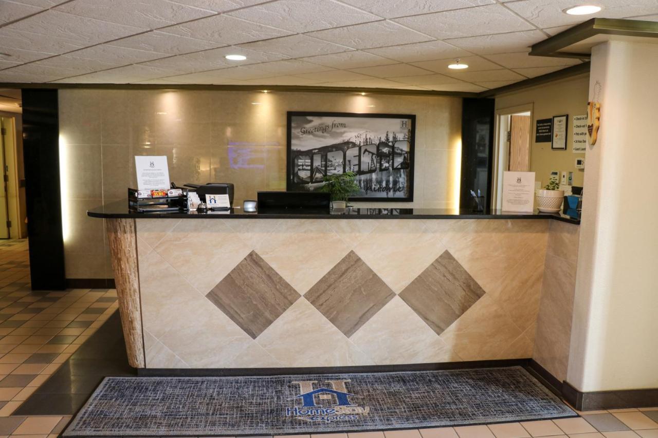 Homestay Express Airdrie Εξωτερικό φωτογραφία